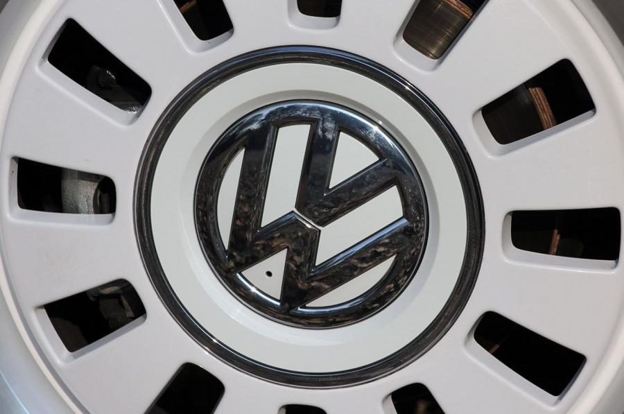  Volkswagen up! 2011 года  (фото 145 из 173)